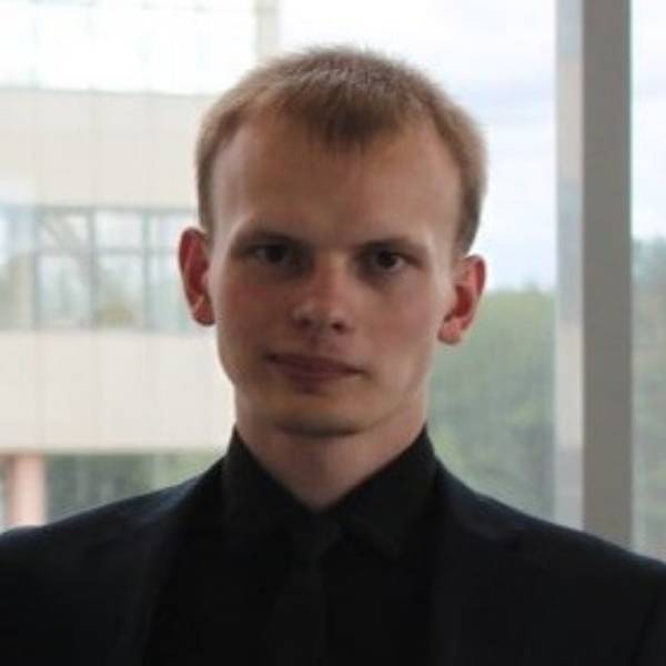 Александр Омолоев