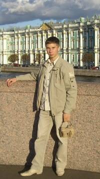 Юрий Антонов