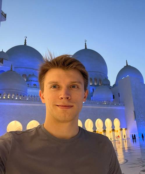 Дмитрий Фролов