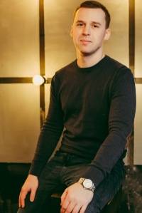 Дмитрий Обухов