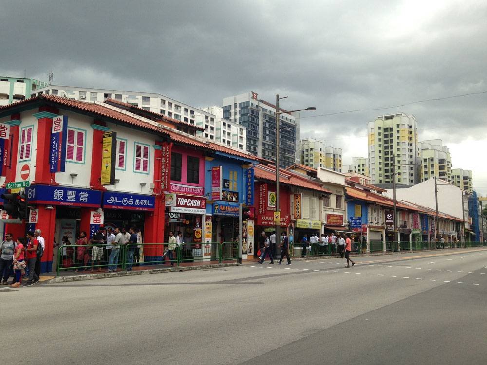 Чистота и порядок на улицах Сингапура поддерживаются за счет высоких штрафов