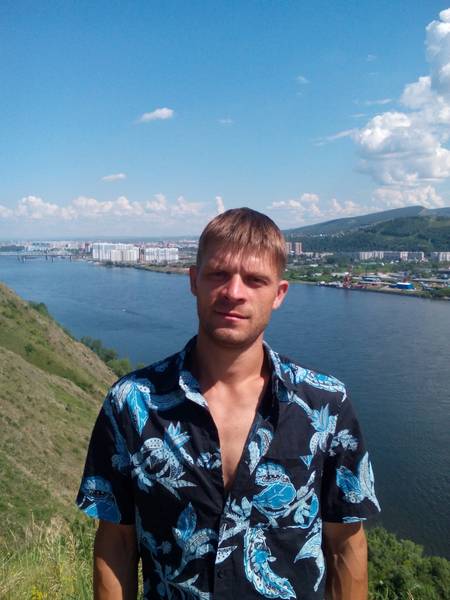 Николай Абеленцев