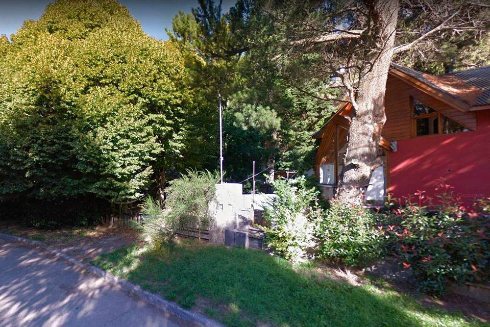 Дом, в котором я останавливался через каучсерфинг в Сан-Мартин-де-лос-Андес. Скриншот из «Гугл-карт»