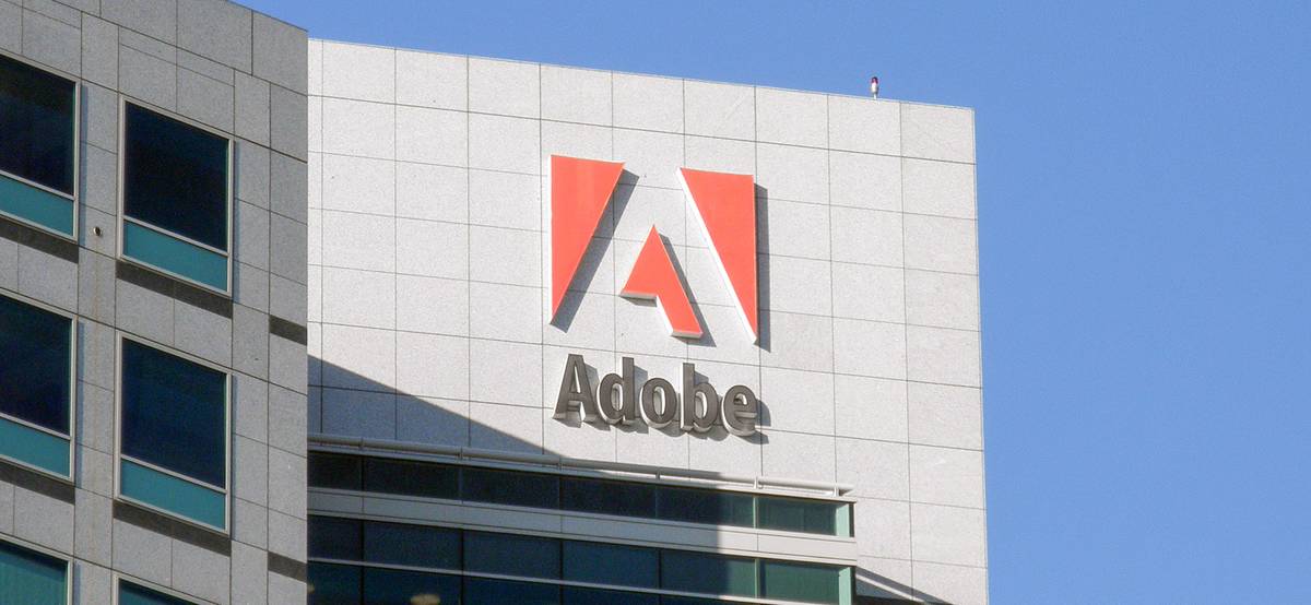 Adobe ожидает замедления роста выручки. Акции упали на 10%