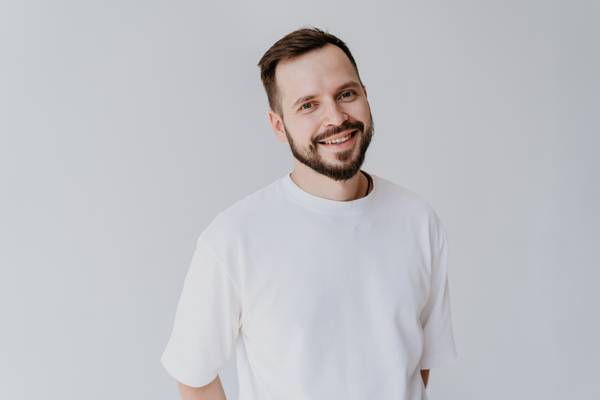 Александр Любаков