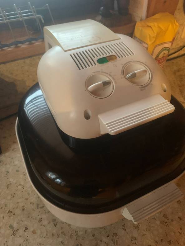 Аэрогриль со стеклянной чашей: плюсы и минусы, стоит ли покупать