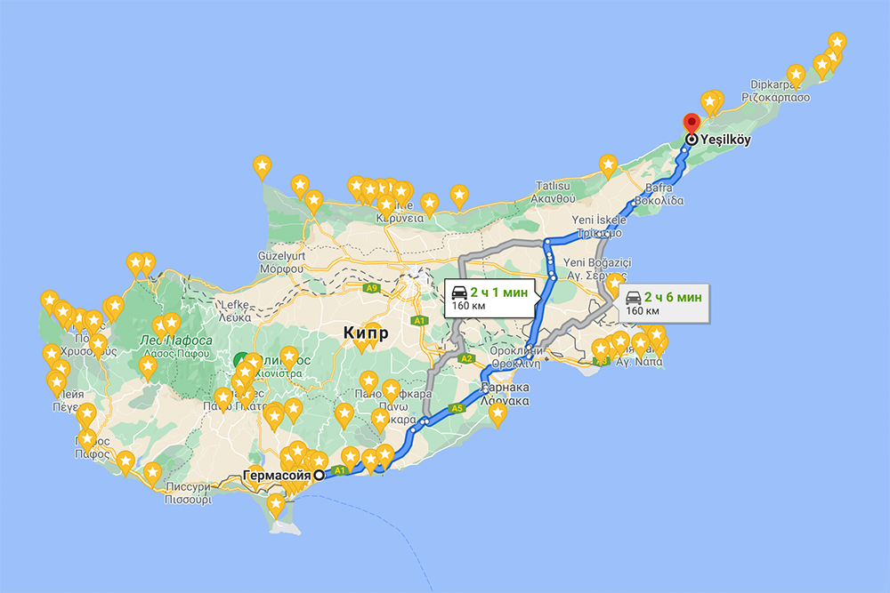 По карте путь до деревни на Северном Кипре занимает два часа. До пандемии границу между частями острова мы обычно проходили быстро. Но однажды простояли в Никосии больше часа. Источник: google.com/maps