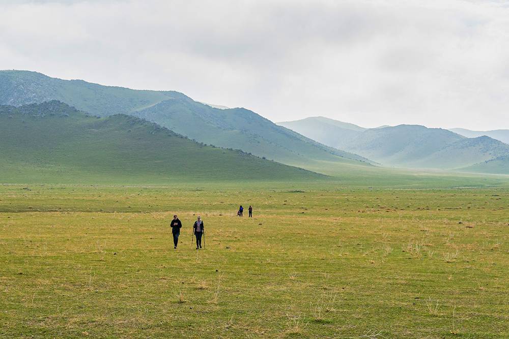 Тузкан озеро в узбекистане. Джизак Тузкан. Озеро Тузкан Айдаркуль.