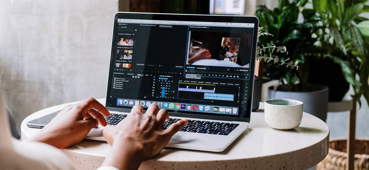 Выручка Adobe в третьем квартале выросла на 22%