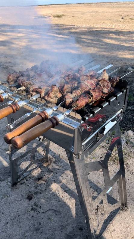 Калькулятор шашлыка: сколько нужно мяса на компанию