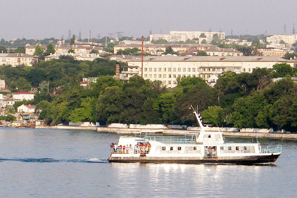 Катера, курсирующие по севастопольским бухтам, построены еще в СССР