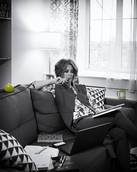 Елена Безгласная