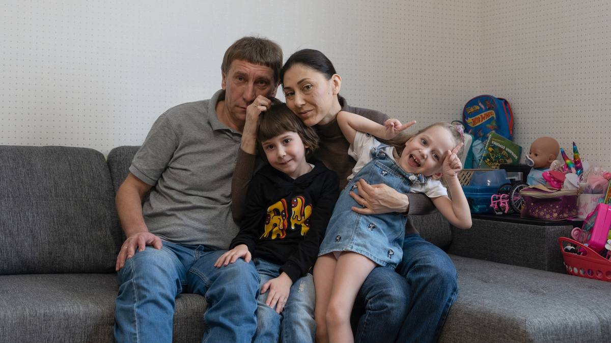 Воспитание ребенка с СМА: что за болезнь и как с ней живут