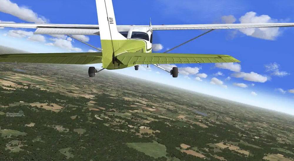 В Microsoft Flight Simulator есть курс, аналогичный обычному курсу пилотов