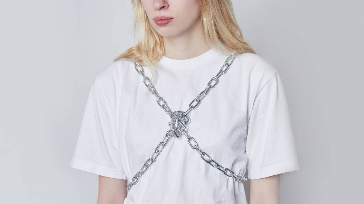 Паническая атака: симптомы у женщин и мужчин, признаки, причины, что ...