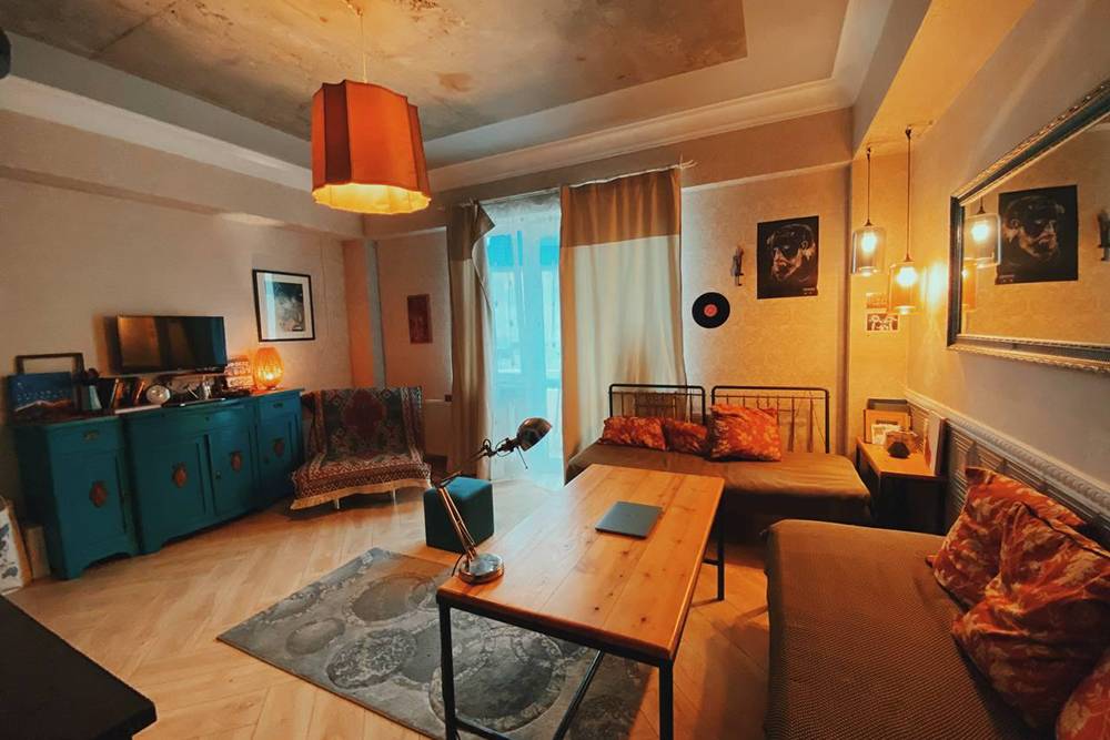 Двухкомнатная квартира в центре Тбилиси, где я жила за 350 $ (21 820 <span class=ruble>Р</span>) в месяц