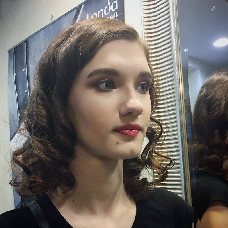 Макияж для&nbsp;одной из выпускниц