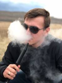 Максим Коробов
