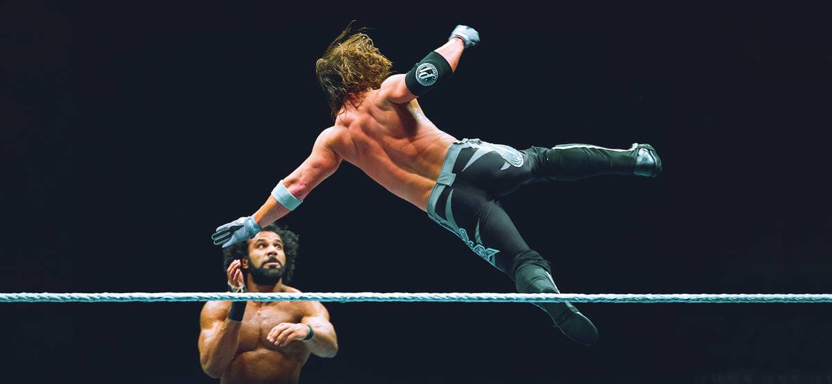 Пачка инвестновостей: Roper уходит в ИТ, электрокары уезжают, WWE меняет руководителя