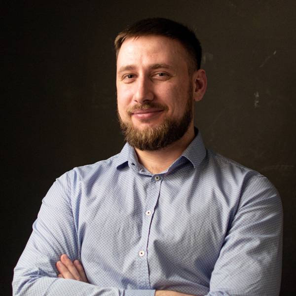 Александр Вихарев