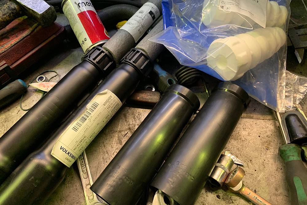 Кто сколько носит стойки стабилизатора и какая у вас фирма? Какую фирму поставить