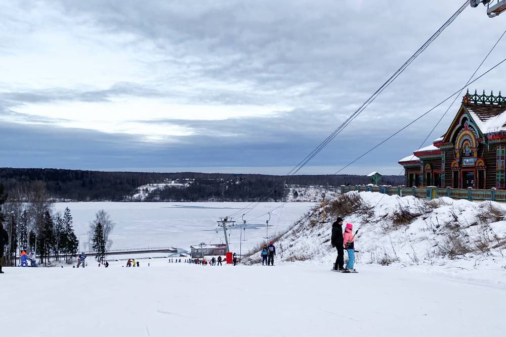 Холмистые склоны «Миловки» подходят для&nbsp;катания на лыжах и сноубордах. Источник: группа «Миловки» во «Вконтакте»