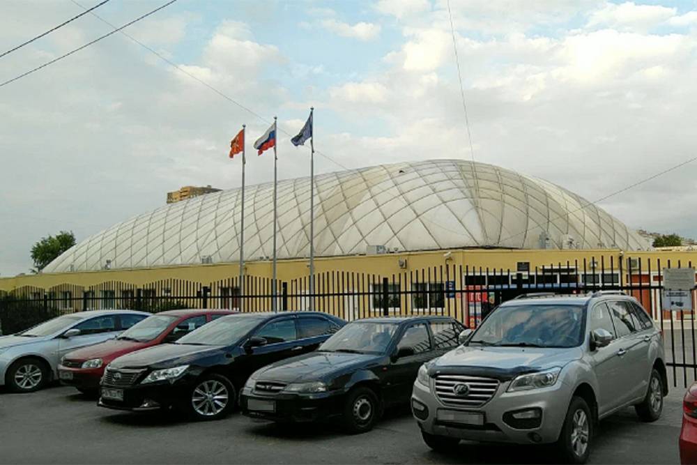Центр физической культуры, спорта и здоровья Красносельского района — почти на берегу Ивановки