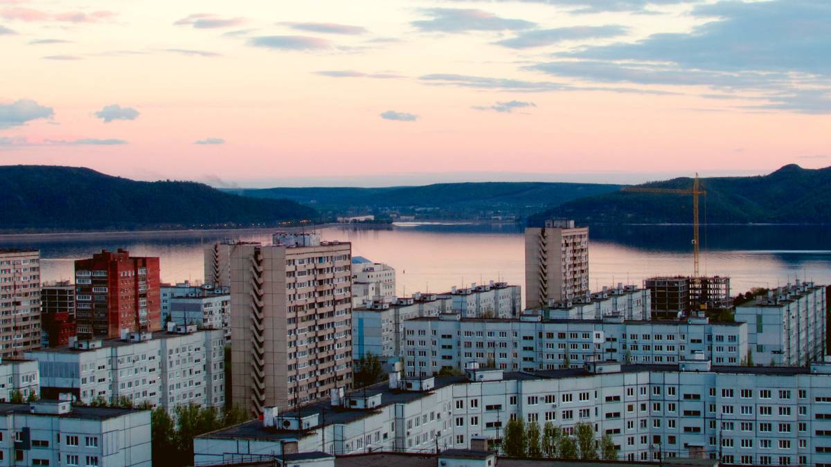 Тольятти: особенности города, сколько стоит жизнь, жилье, образование