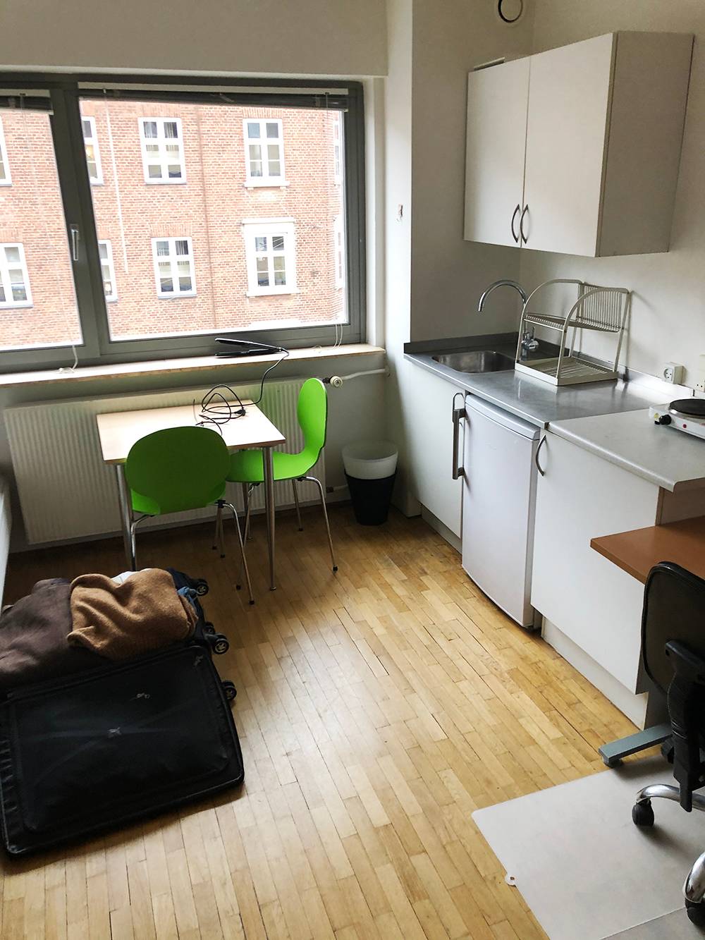 Цены на жилье в Дании очень высокие. Я снимал старую комнату-студию площадью 20&nbsp;м² за 600 € в месяц