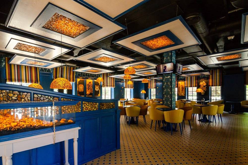 Зал на первом этаже ресторана «Янтарная легенда». Источник: ресторан-музей «Янтарная легенда»