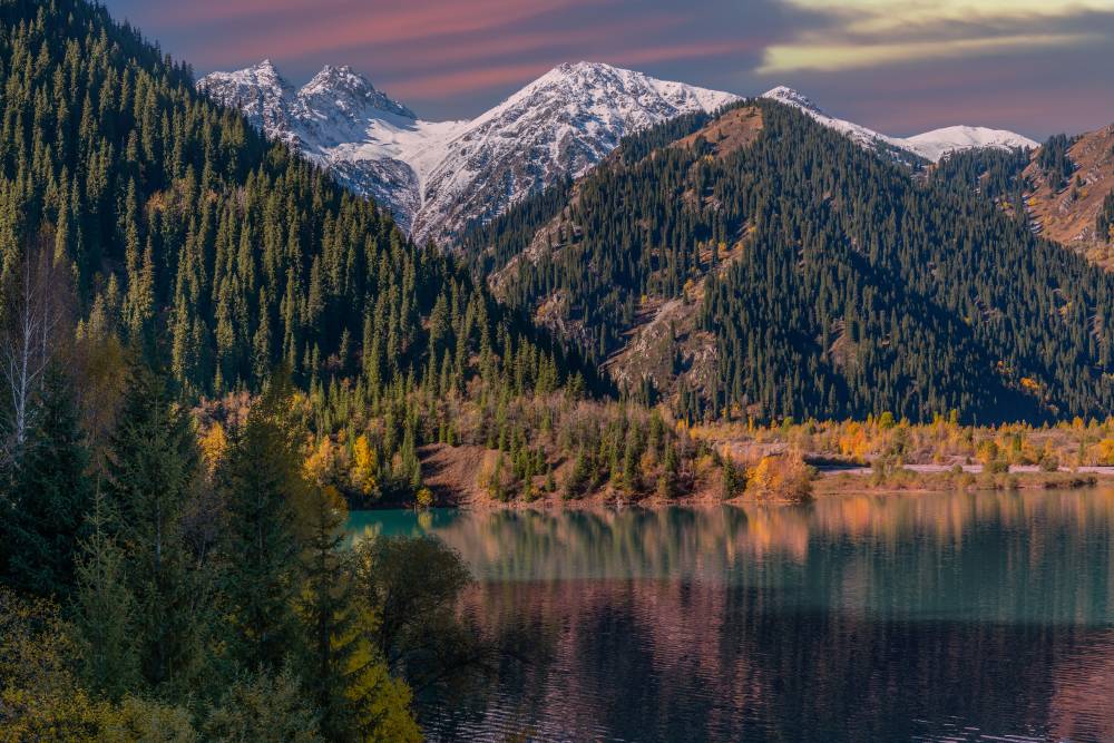 Наверху чистый воздух и очень красивые виды на горы и долины. Источник:&nbsp;MaxZolotukhin / Shutterstock