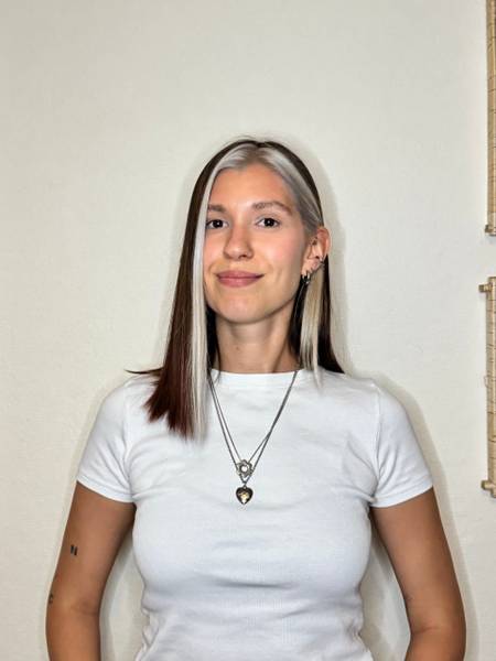 Лиза Прибыткова