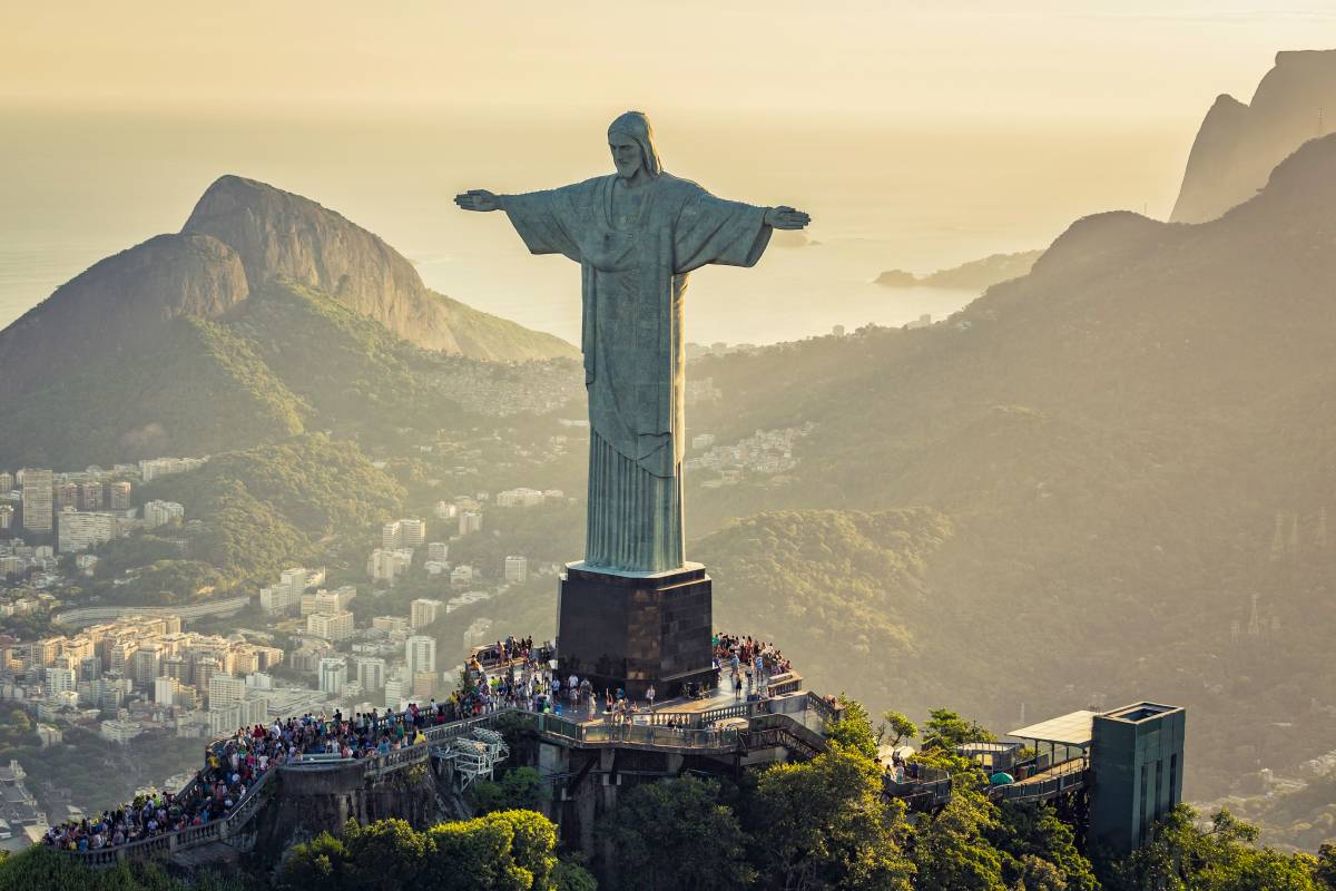 Статую называют одним из семи новых чудес света. Фото: marchello74 / Shutterstock