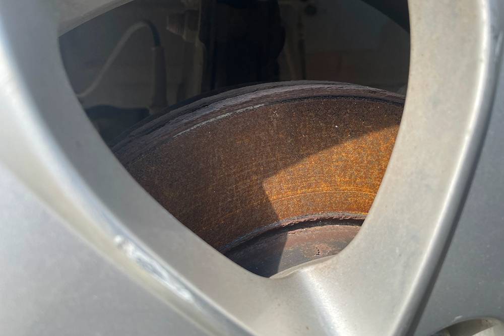 Проточка тормозных дисков автомобиля: имеет ли смысл?