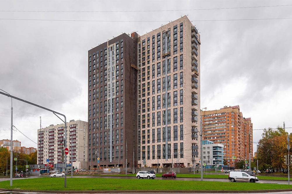 Чтобы расселить жильцов из старых хрущевок, построен дом на площади Белы Куна. Источник: mos.ru