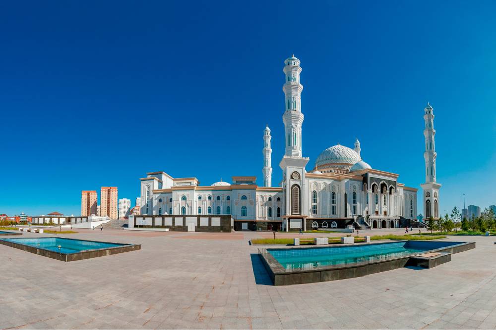 Мечеть Хазрет-Султан. Источник:&nbsp;Denis Khodyakov&nbsp;/ Shutterstock