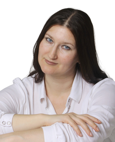 Елена Левченко