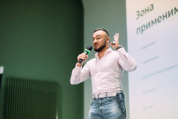 Konstantin Sakhnov