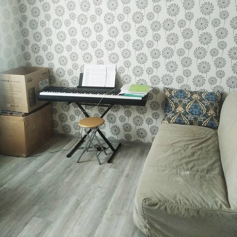 Сколько стоит научиться играть на пианино