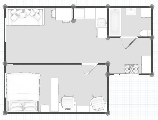 Примерный полноценный план квартиры, но из другой программы — Planoplan. Типичная пиковская евродвушка, но вот что делать с кухней и залом, мы пока не знаем