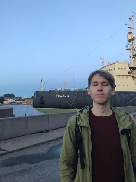 Андрей Абрамов
