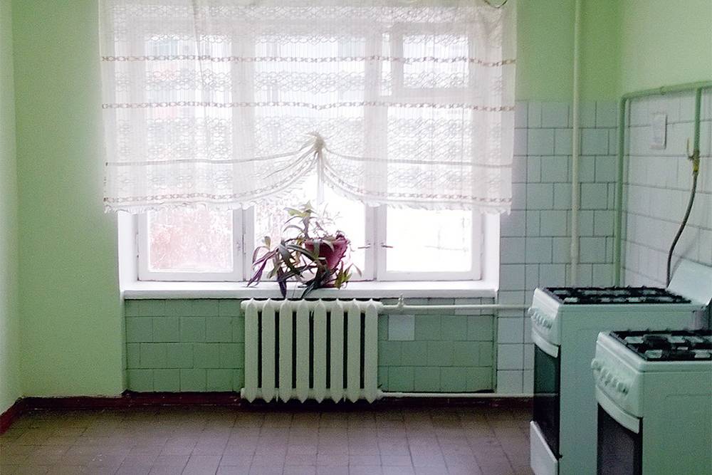 Так сейчас выглядит кухня в одном из корпусов. На нашей еще была микроволновка. Источник: msu.ru