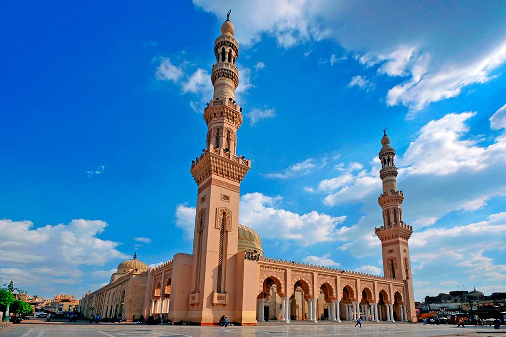 Мечеть эль-Бадави — самая большая в Танте. Я ее не посещала. Фото: Ahmed Elfiky / Shutterstock