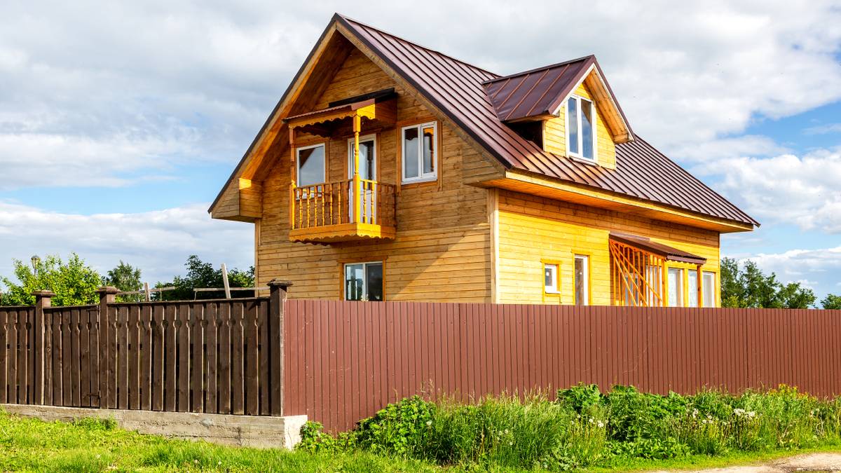 Можно ли строить дом на двух смежных участках одного собственника