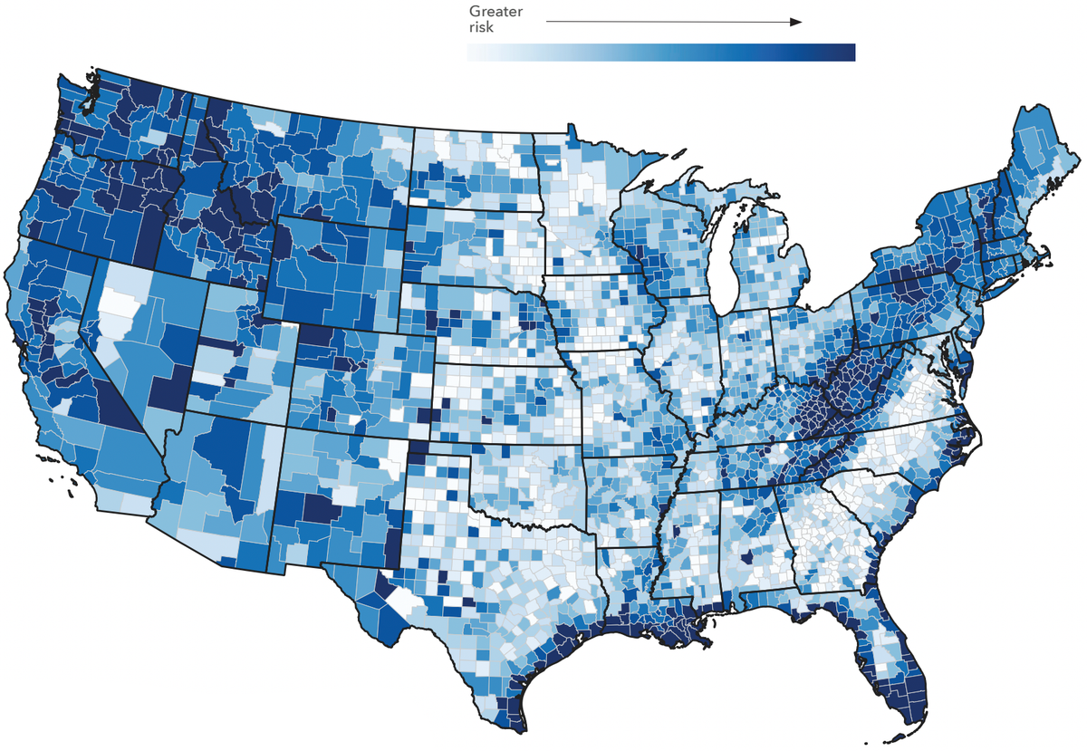 Риски затопления в разных округах США, чем синее — тем выше риски. Источник: First Street Foundation, Infrastructure on the&nbsp;Brink, стр.&nbsp;9