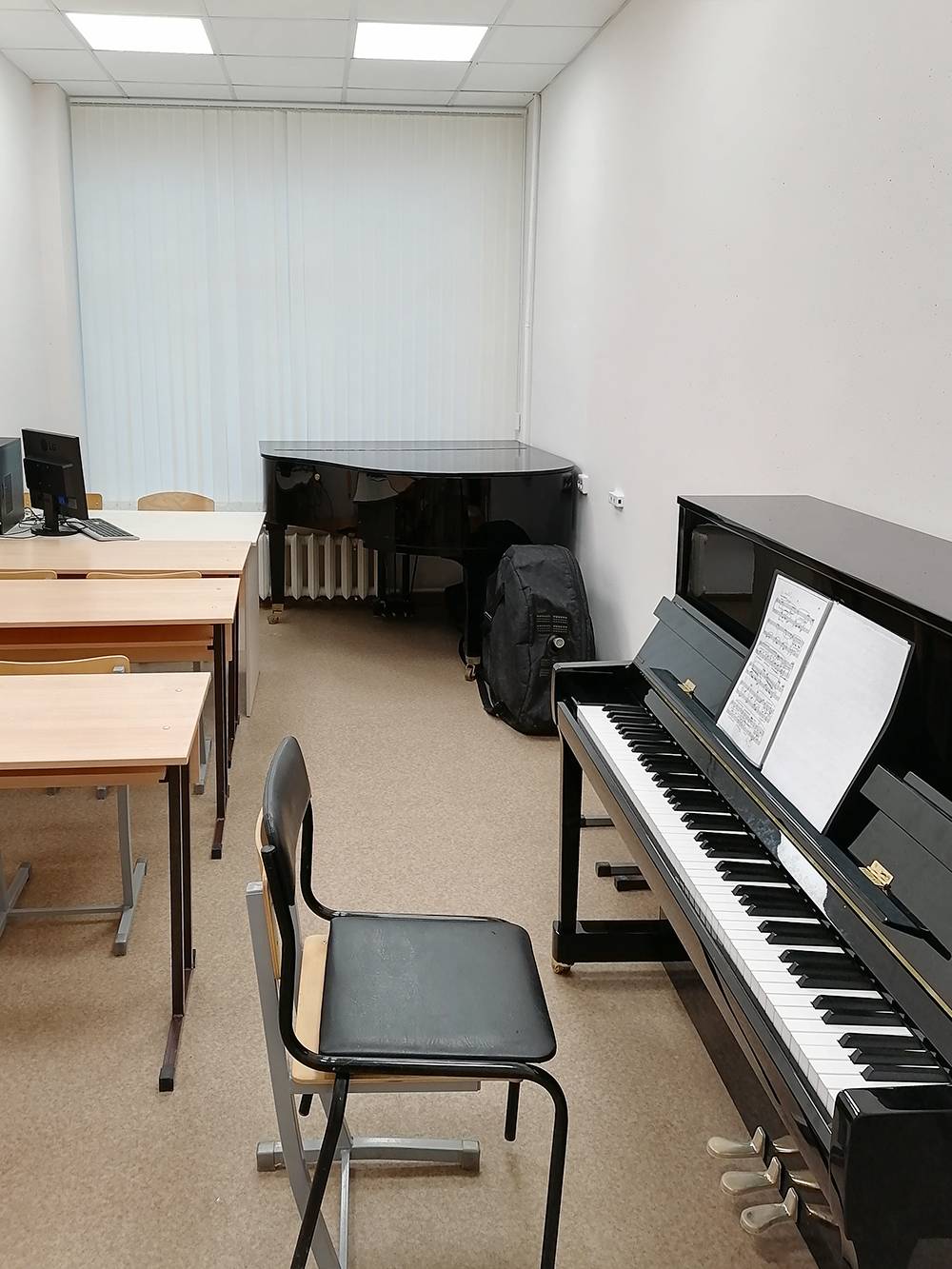 Любимый класс на факультете с новым пианино Kawai