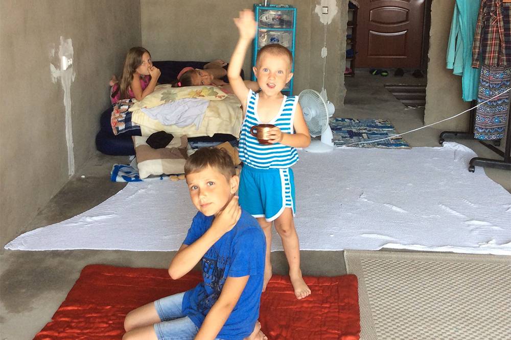 Но&nbsp;все при&nbsp;этом довольны. Дети рады, что мы&nbsp;отправились в&nbsp;путешествие на&nbsp;море