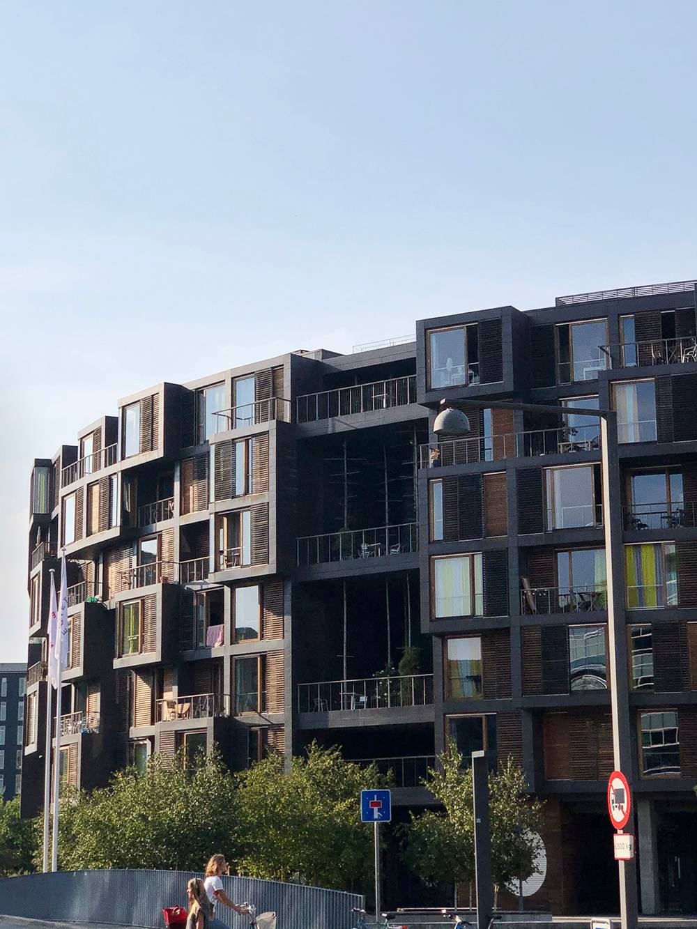 Студенческий городок Тиетген — самое известное общежитие мира, находящееся в Копенгагене. Его&nbsp;архитектура меня поразила