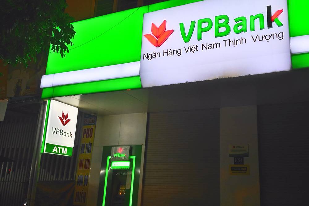 Банкомат VPBank, где тоже можно снять деньги без комиссии