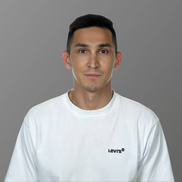 Сергей Медведев